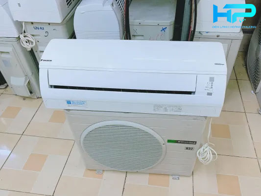 may lanh DAIKIN 1hp Inverter 4